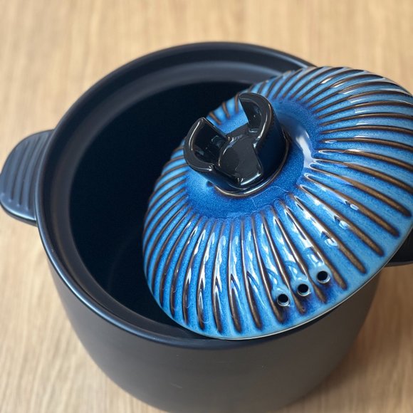 Ceramic Cooking Pot - Picture 1 of 5